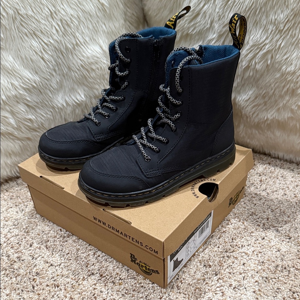 Dr. Martens Combs Cap J black Boots